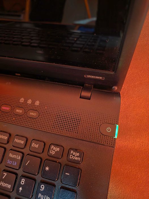 Лаптоп sony vaio