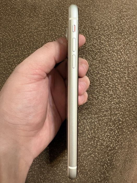 IPhone 11 в идеальном состоянии