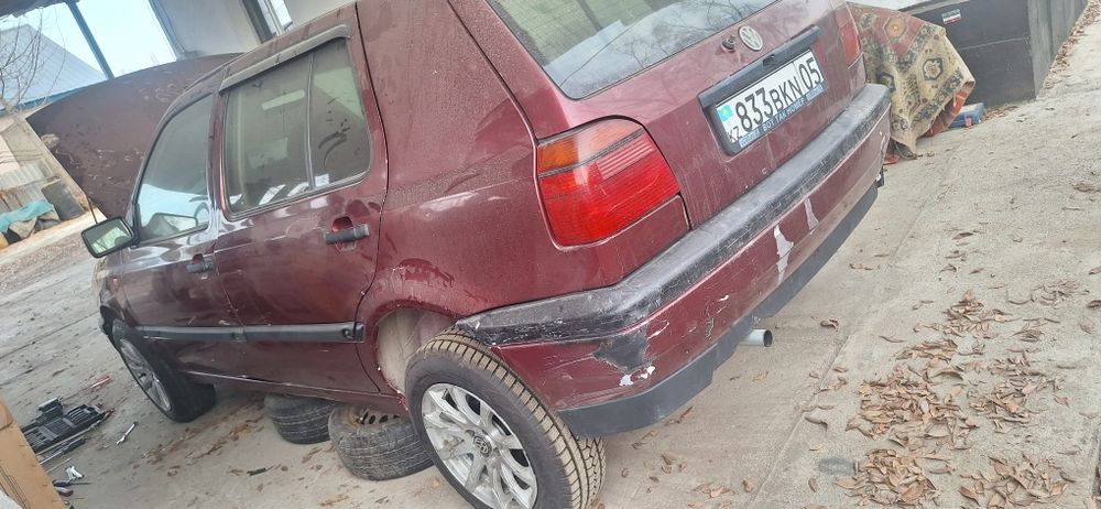 Продам гольф третий