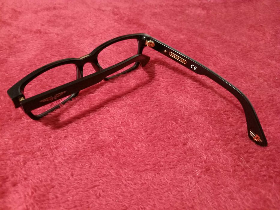 Rame  ochelari  vedere  barbati  originale , marca  POLICE - Noi