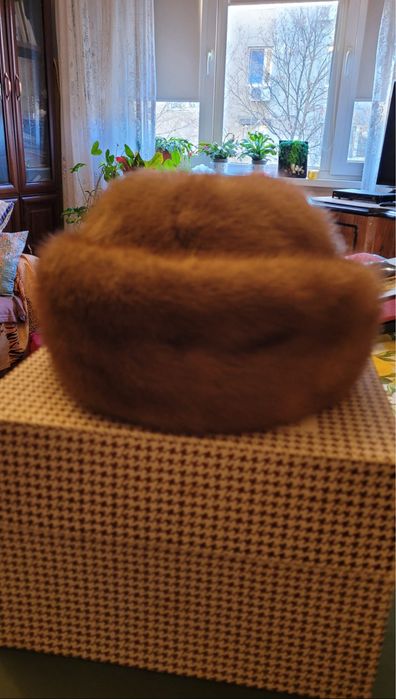 caciula de nurca si guler, noi in cutie