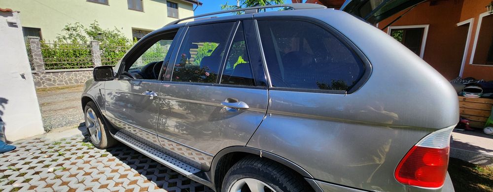 Vând Bmw X5, e53 facelift accept variante