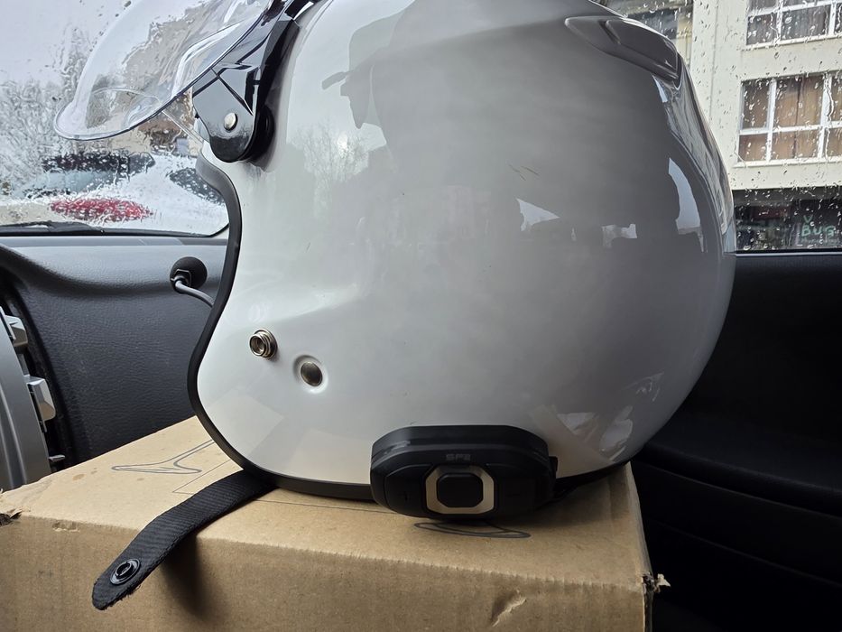 Продавам каска Shoei rj-platinium