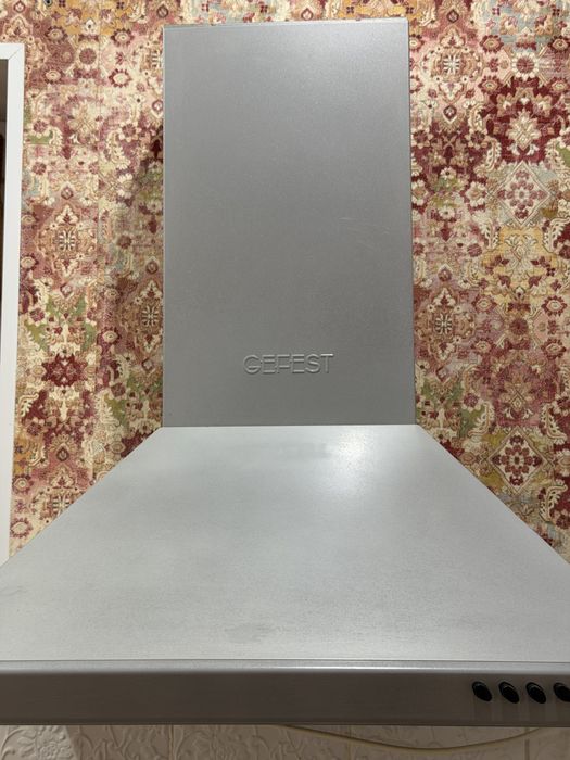 Кухнонный гарнитур! Срочно!!!