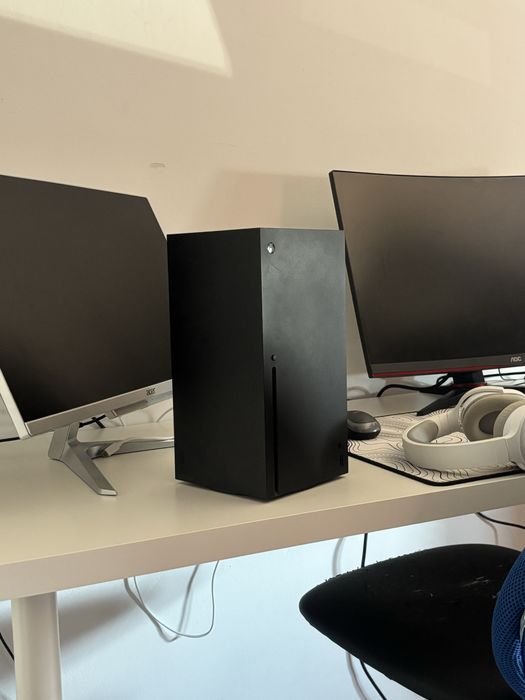 X box series x 1tb