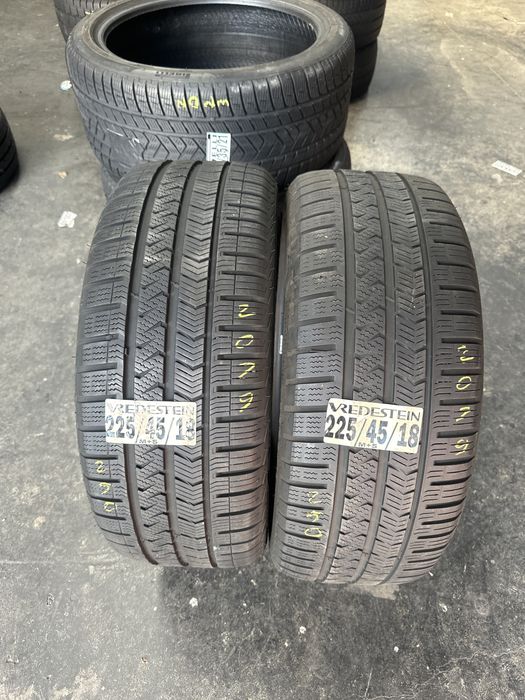 225/45/18 Vredestein M+S