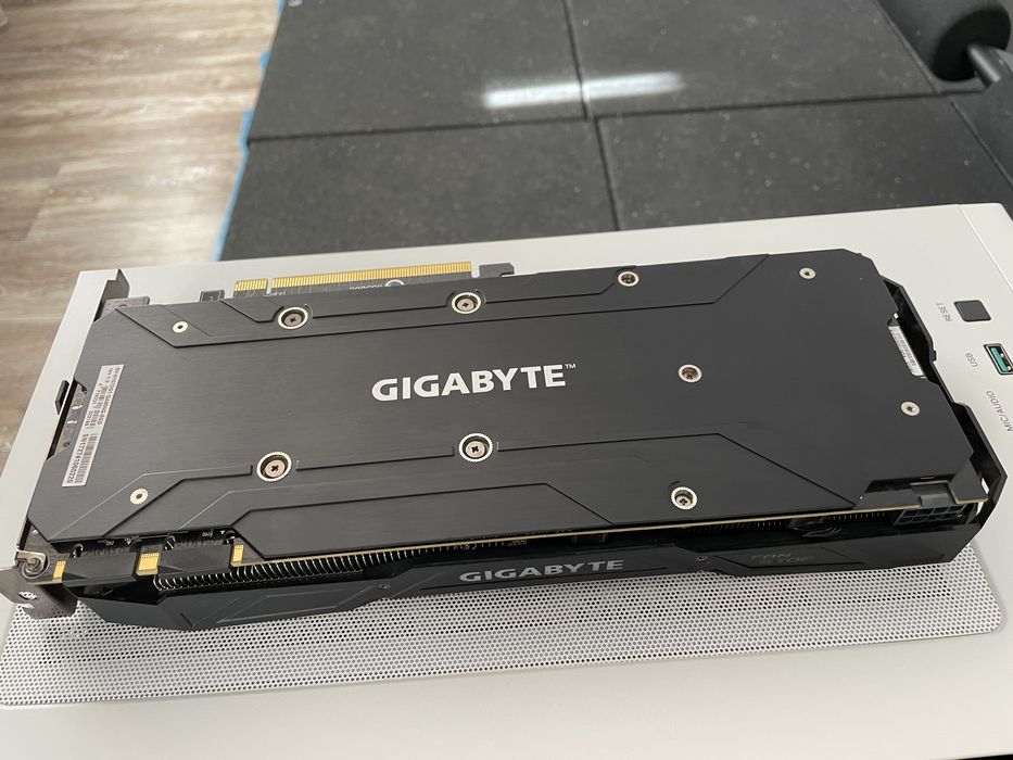Vand placa video Gigabyte GTX 1070 8GB