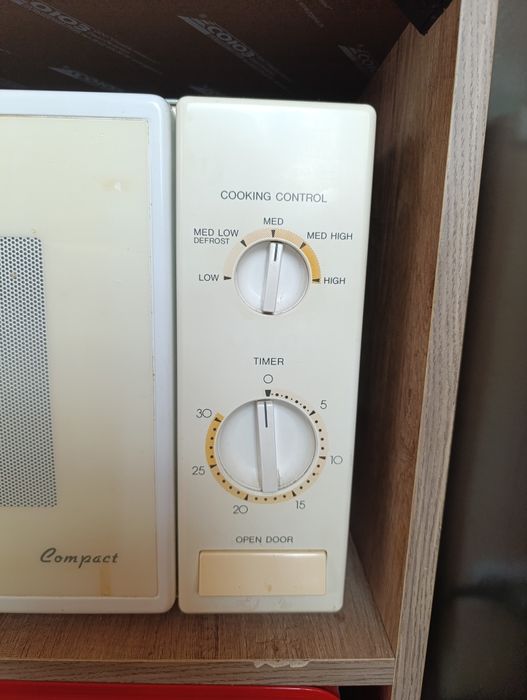 Микроволновая печь