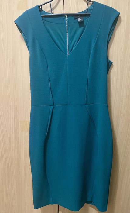 Зелена рокля H&M