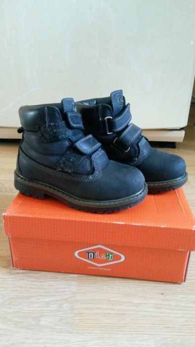 Продам зимние ботинки