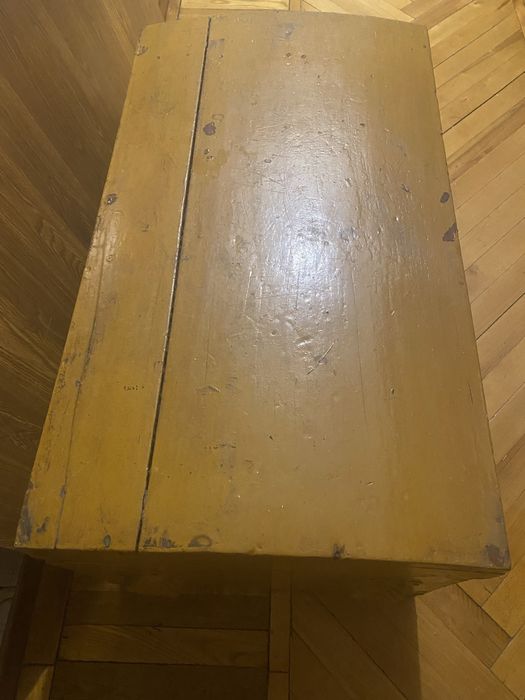 Деревянный сундук