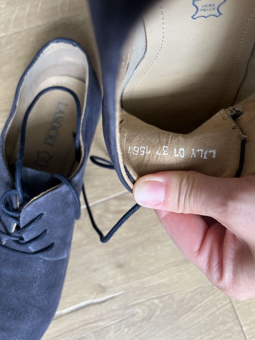 Pantofi piele naturala intoarsa