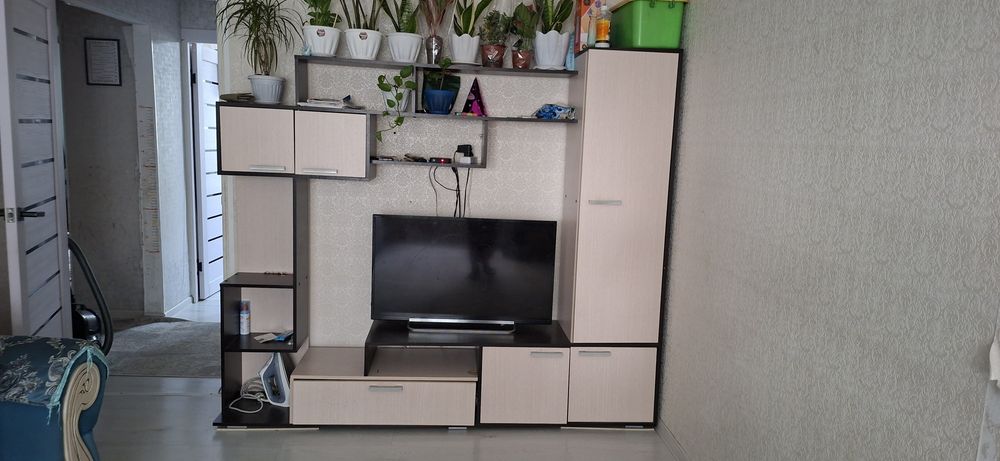 Шкаф в хорошем состояние