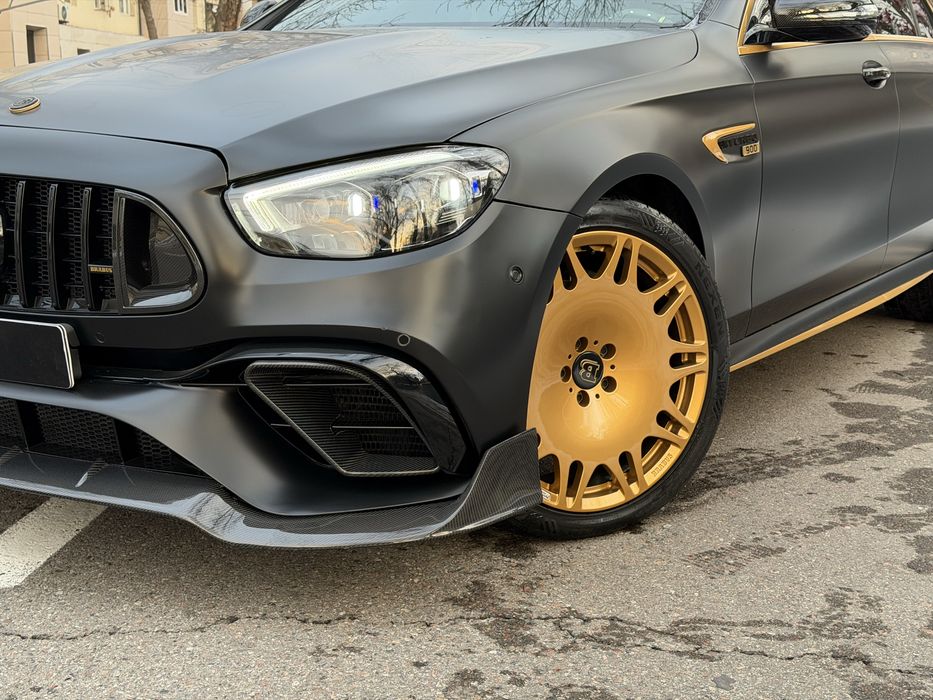 Mercedes benz W213 E200