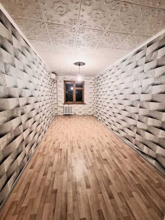 Продам 2 комн. квартиру в г.Уральск