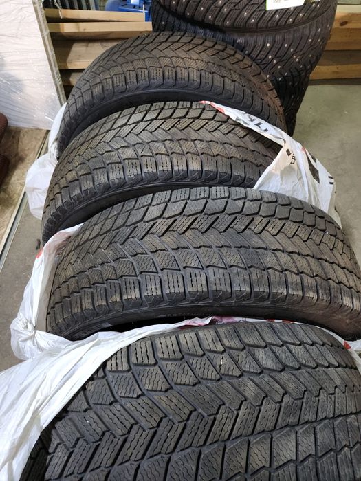 Продам шину Michelin