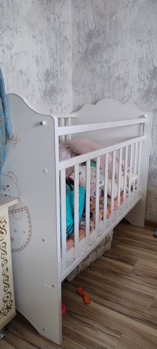 Детская кровать с матрасом