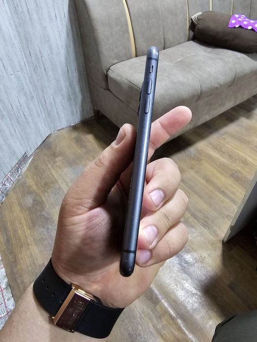 Iphone 11. 128gb