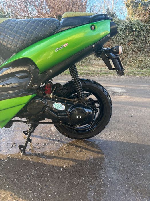 Aprilia sr 70 racing