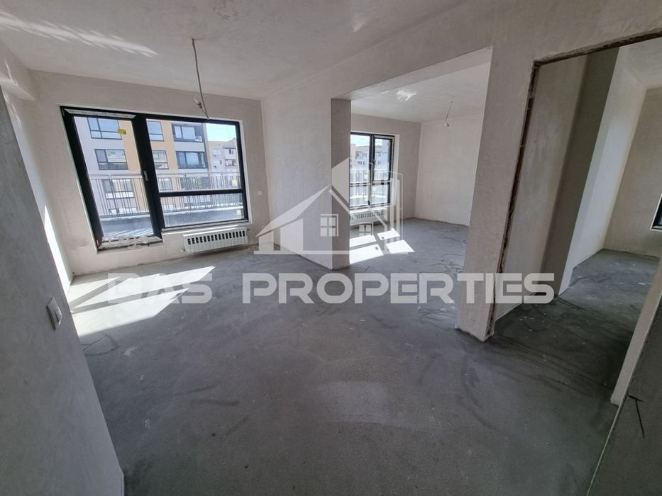 Продава се Тристаен апартамент в София, Люлин 6 - 125 кв.м за 2114 €/кв.м - Снимка #2