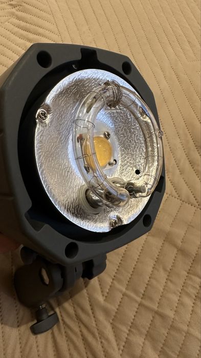 Продам  импульсный свет VISICO 5TTL