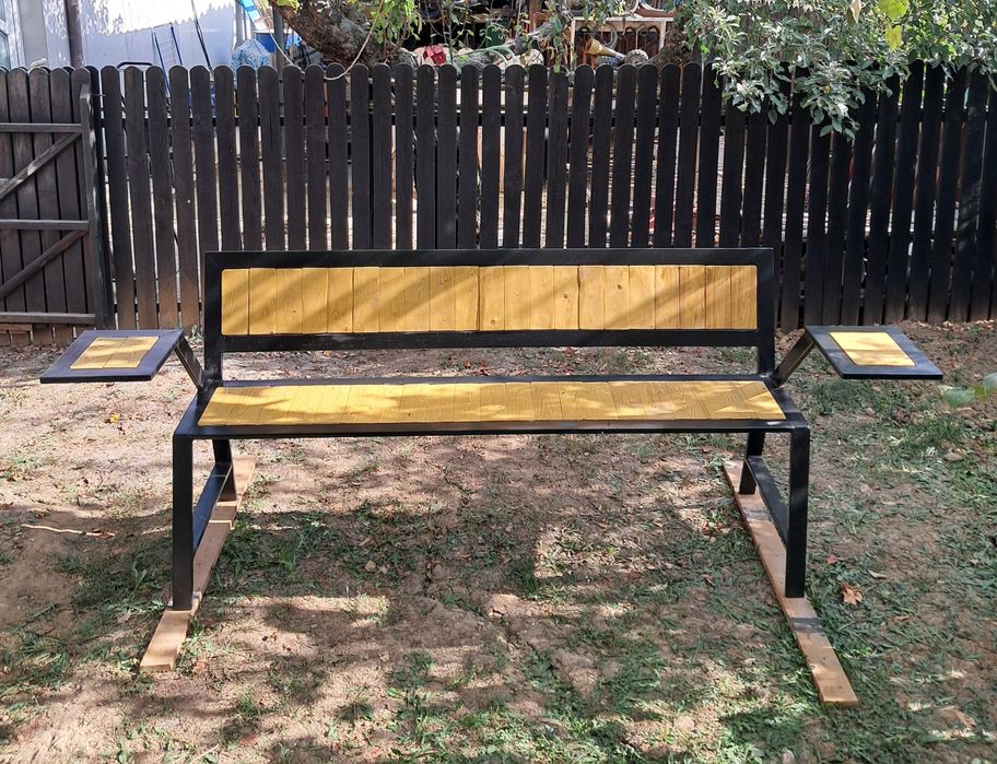 Băncuță de gradină