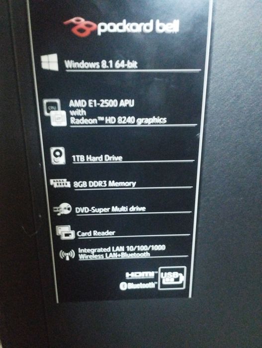 Vând PC Packard bell