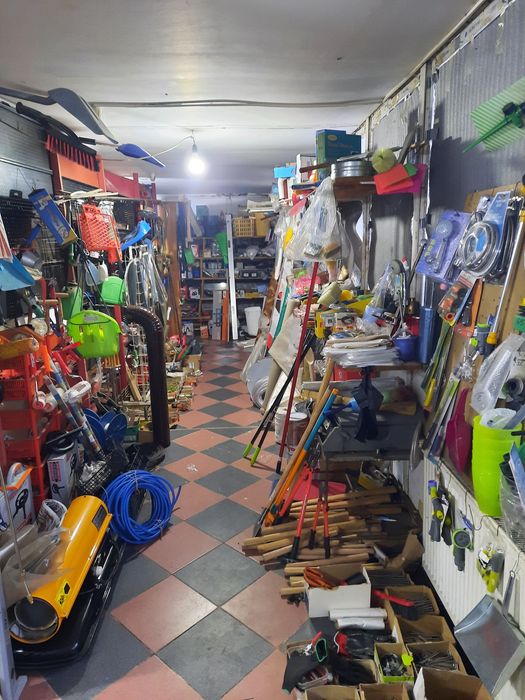 Vând afacere stoc de marfa