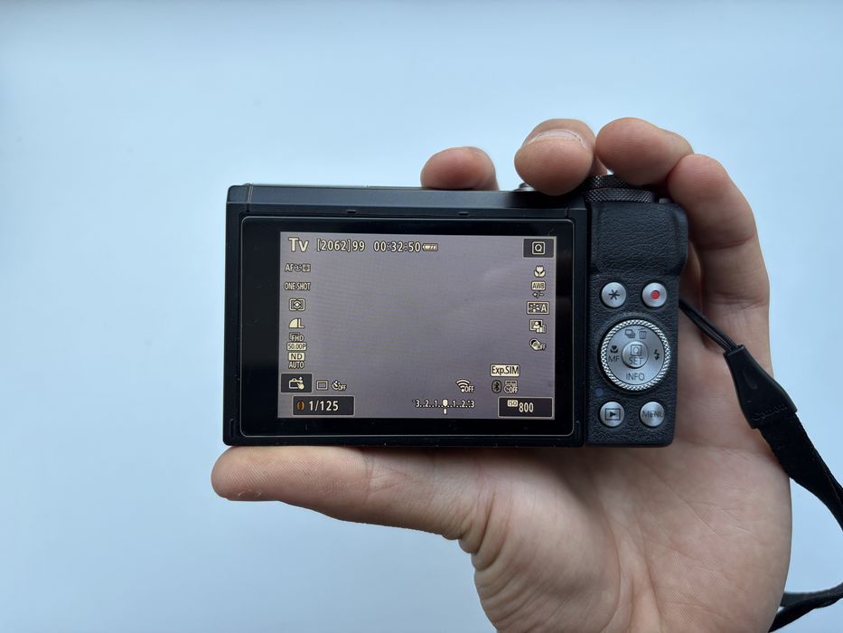 продам камеру canon g7x |||