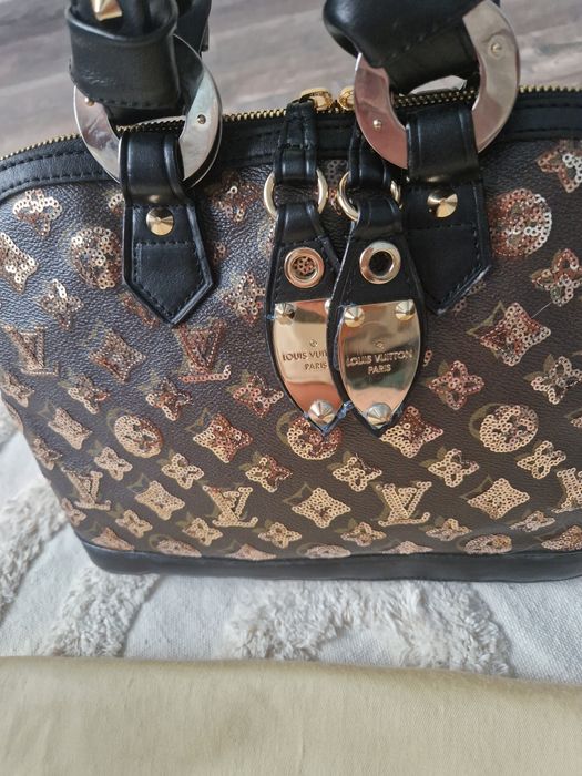 Елегантна дамска чанта