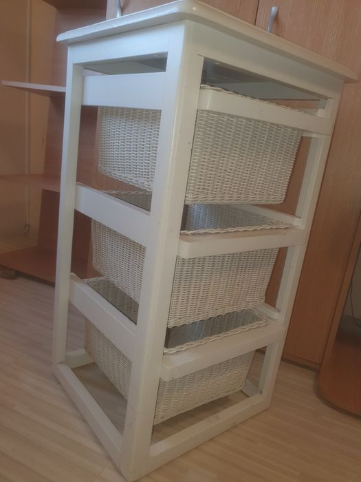 Dulap cu 3 sertare din ratan