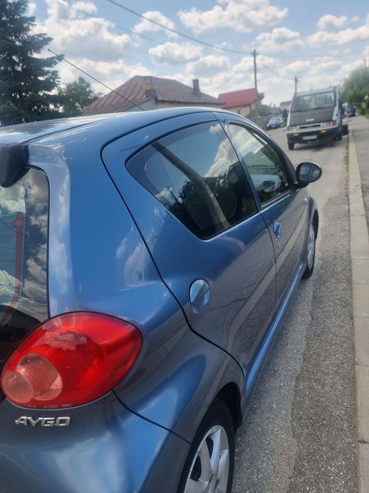 Proprietar vând urgent Toyota Aygo 998 cc