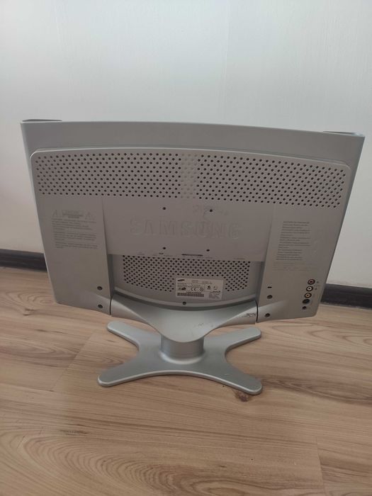 Небольшой телевизор для дачи