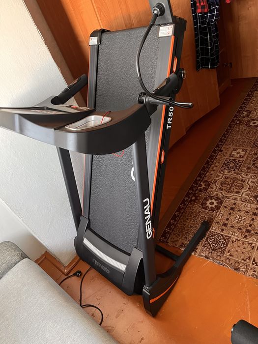 Продам беговую дорожку