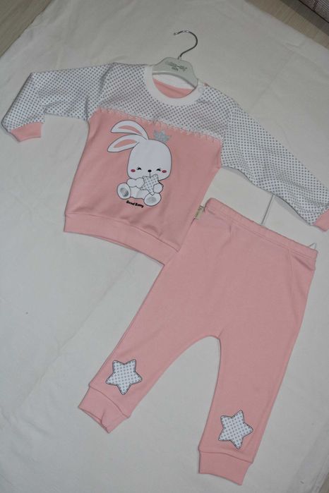 Бебешки комплекти - различни модели