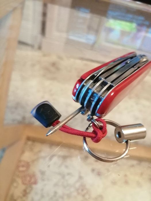 Мультитул Victorinox Deluxe Tinker.