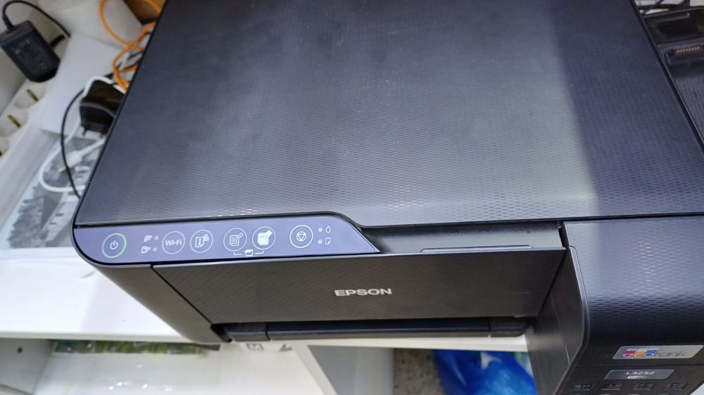 Epson L3252 принтер