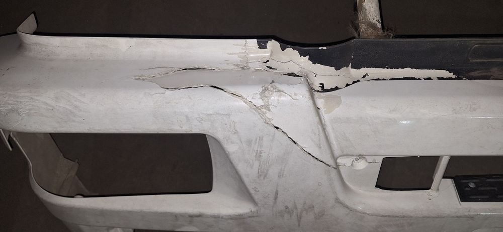 Продам бампер на камаз