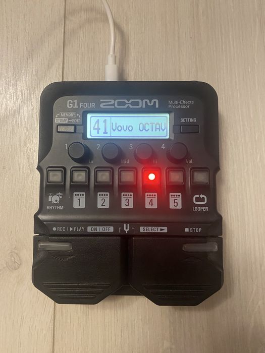 Procesor Zoom G1 four vioara, tonuri vovo