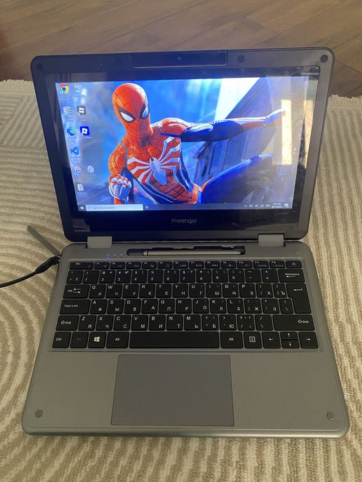 Ноутбук с сенсорным экраном