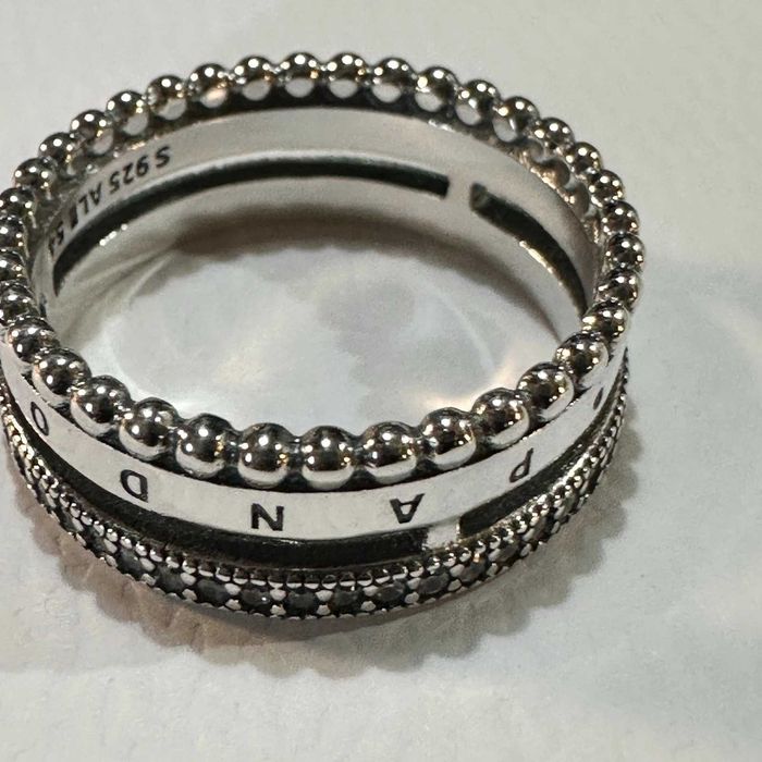 Гривна Пандора|Pandora