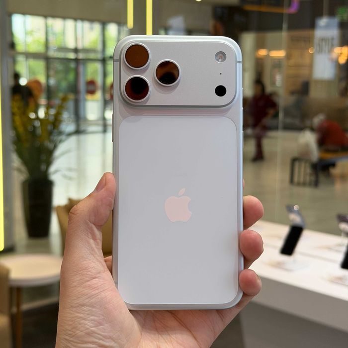 iPhone 17 pro Max 256 GB Silver Sim+Esim Рассрочка, Halol nasiya savdo