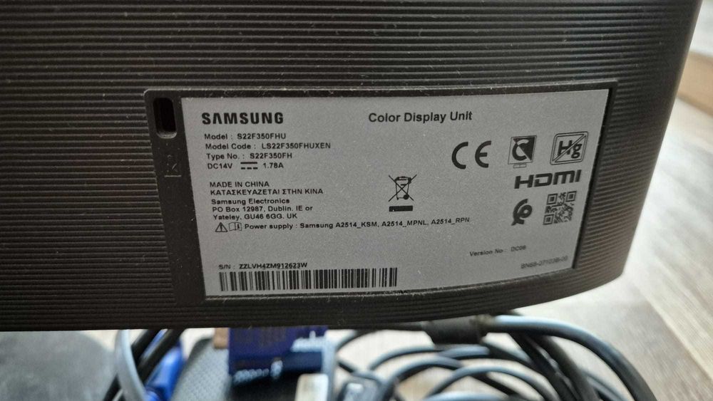 Monitor Samsung S22F350FHU 22" Full HD LED