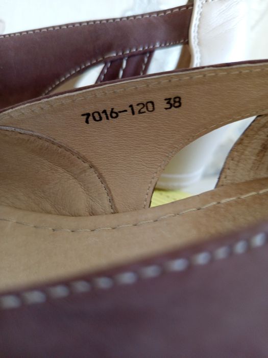 Продам туфли кожаные