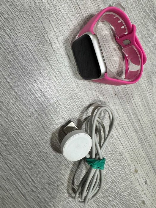 Apple Watch SE (2-ро поколение) GPS