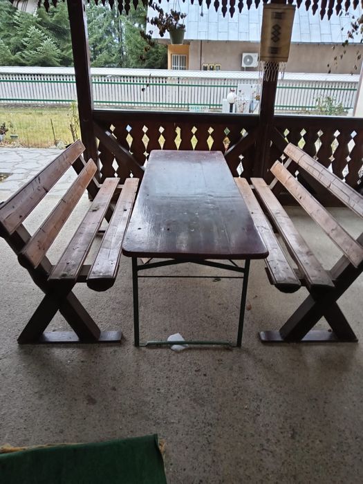 Set masa + 2 banci lemn