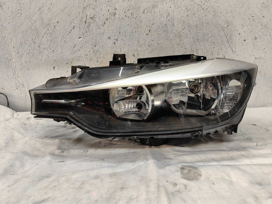 Оригинален фар  Бмв Ф30  BMW F30 F31