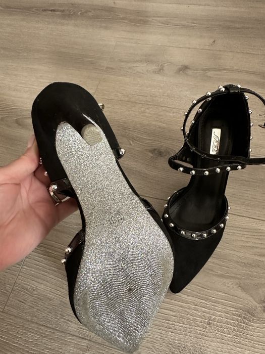 Pantofi stiletto cu toc