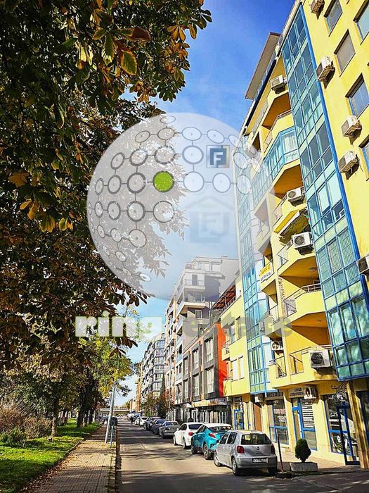 Продава се Двустаен апартамент в Пловдив, Кършияка - 68 кв.м за 1035 €/кв.м - Снимка #2