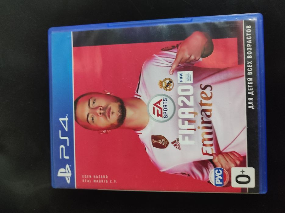 Продаю Horizon Zero Dawn и Fifa20